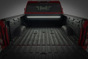 GMC Sierra 3500 HD Powered Retractable Bed Cover - Rough Country - Powered Retractable, 6'9